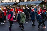 PRAZNIČNA TRŽNICA V DIVAČI in PRIHOD DEDKA MRAZA 15